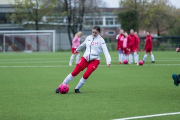 Bild 79 - wBJ SV Wahlstedt - TuS Tensfeld : Ergebnis: 0:0